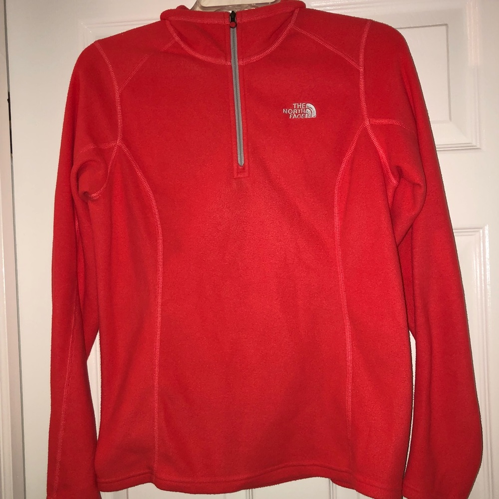 North Face Women’s Pullover